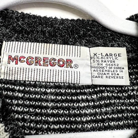 MCGREGOR Vintage Men's size XL Geometric Multi Print Crewneck Pullover Sweater - Picture 3 of 4